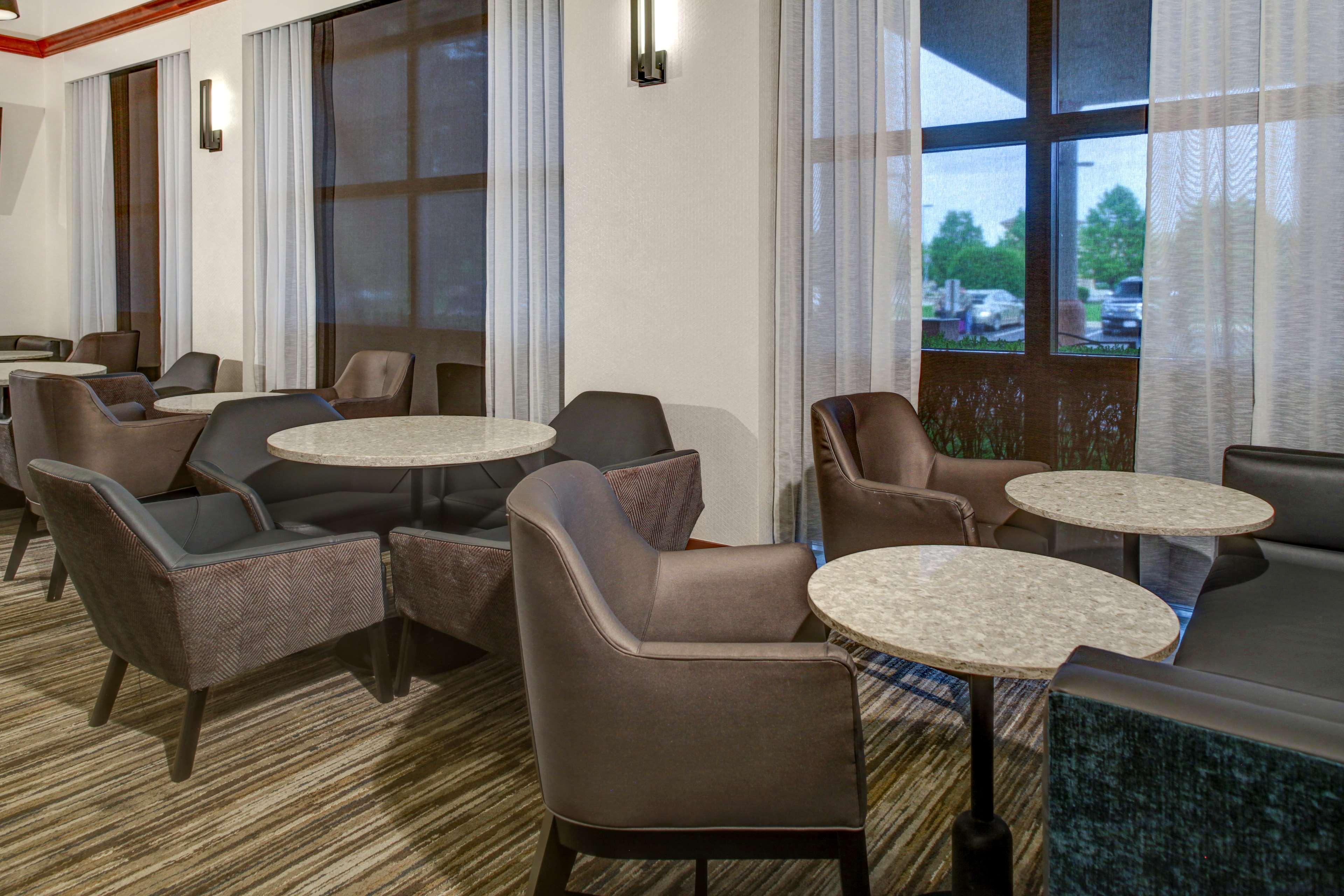 Hyatt Place Pittsburgh Airport - Robinson Mall Robinson Township  Bagian luar foto